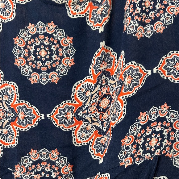 Charlotte Russe Navy and Coral Patterned Romper - Picture 3 of 4